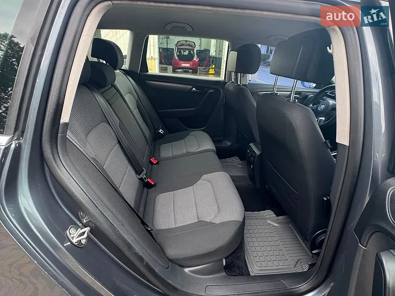 Volkswagen Passat 2012 VIN WVWZZZ3CZCE137758 фото оголошення 14 з 54