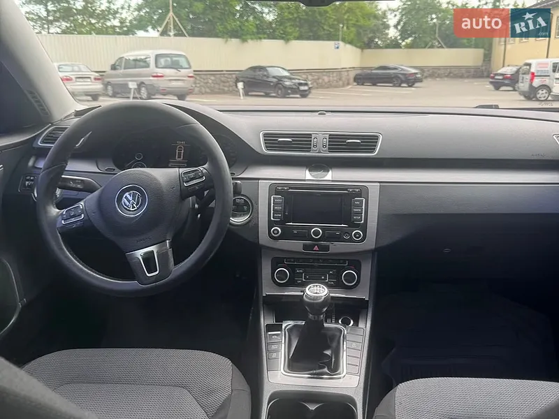 Volkswagen Passat 2012 VIN WVWZZZ3CZCE137758 фото оголошення 17 з 54