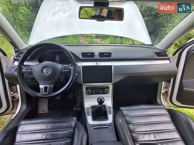 Volkswagen Passat 2010 VIN WVWZZZ3CZAE208374 фото оголошення 9 з 62