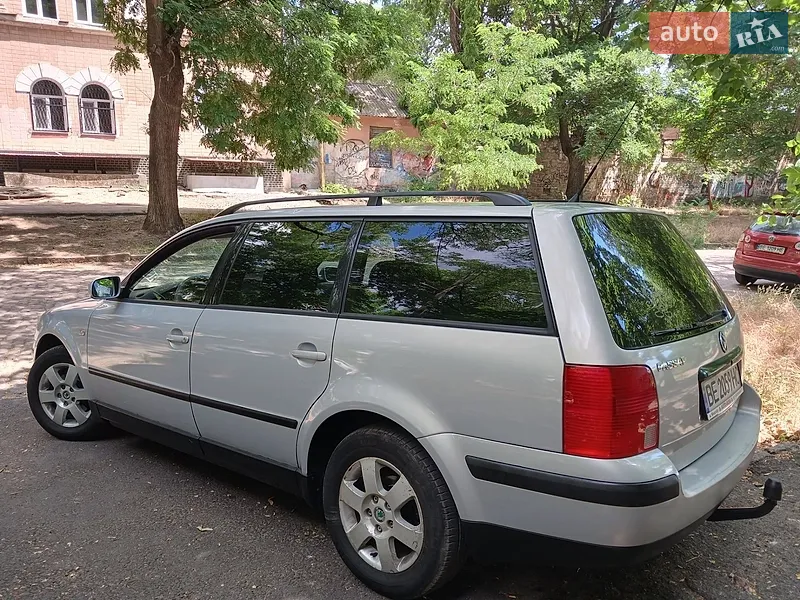 Volkswagen Passat 2000 VIN WVWZZZ3BZYE285746 фото оголошення 2 з 50