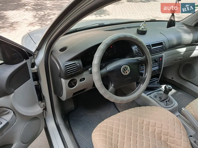 Volkswagen Passat 2000 VIN WVWZZZ3BZYE285746 фото оголошення 13 з 50