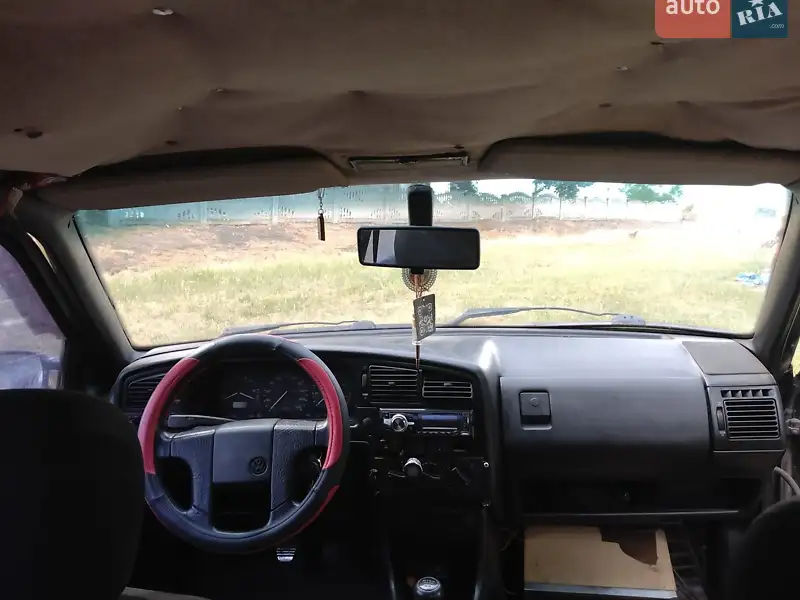 Volkswagen Passat 1991 VIN WVWZZZ31ZME093639 фото оголошення 8 з 36