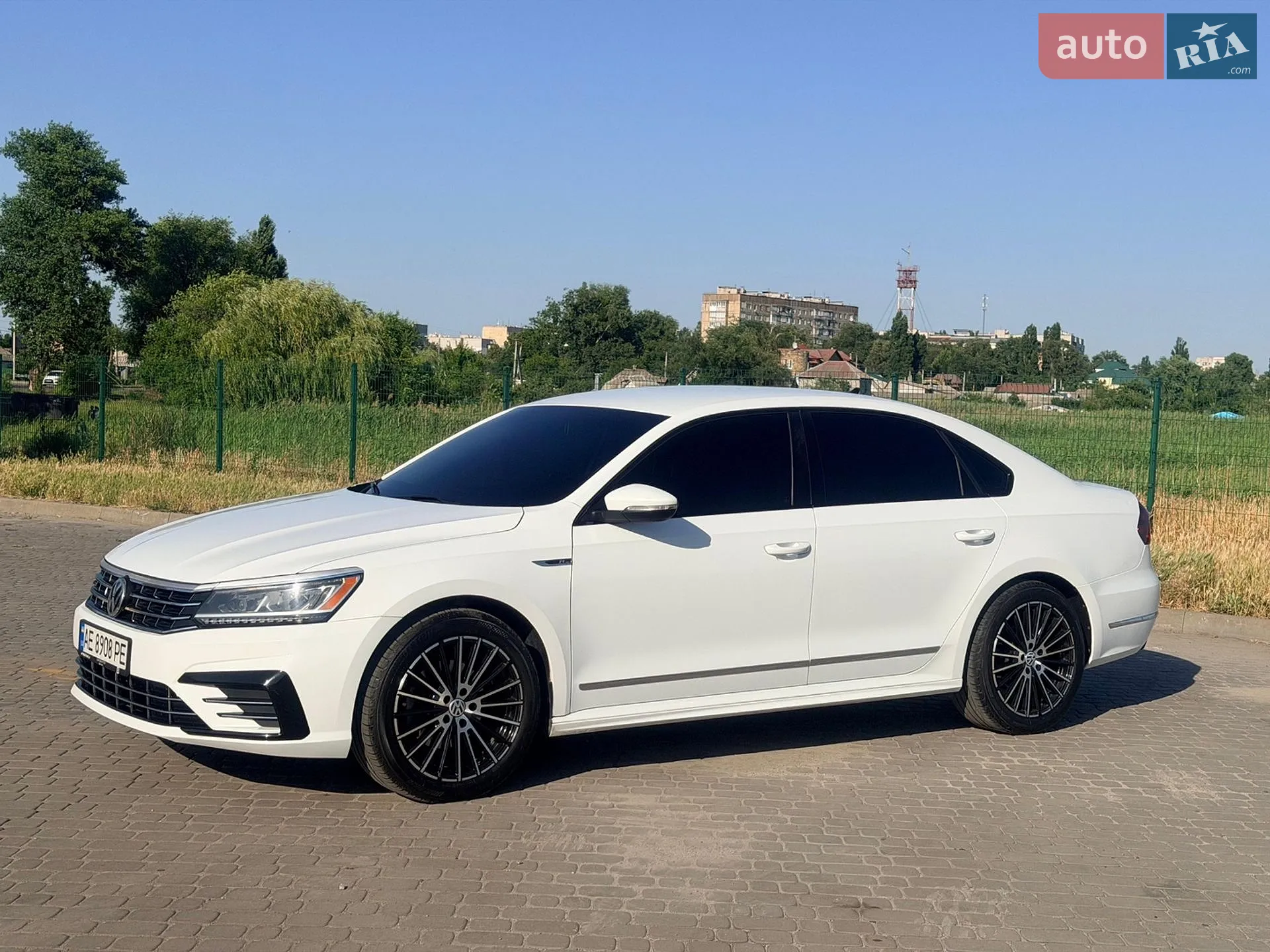 2017 Volkswagen Passat - мініатюра 4