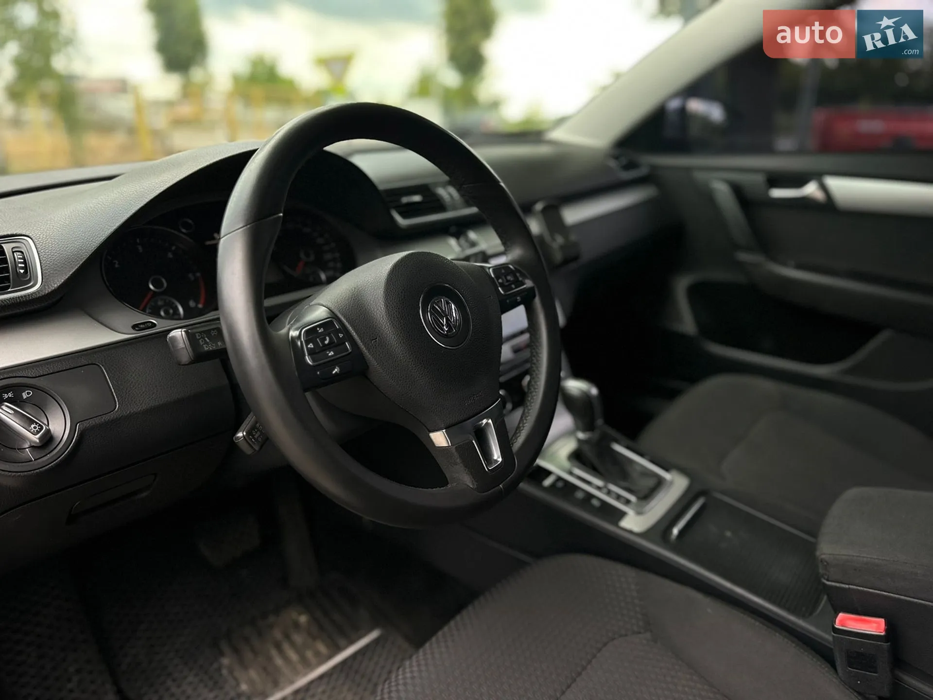 2013 Volkswagen Passat - мініатюра 16