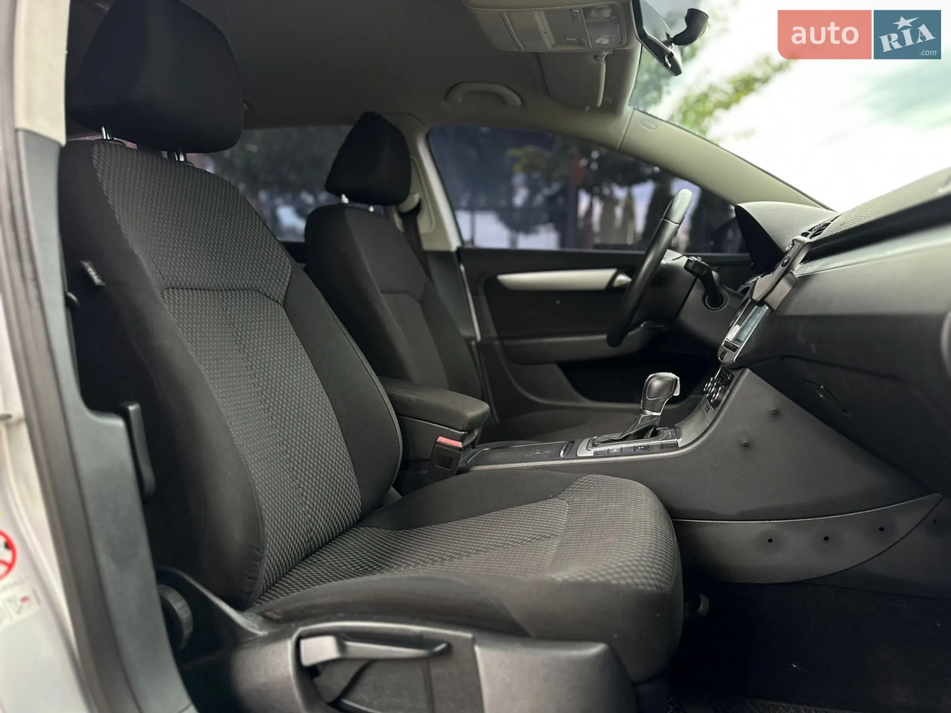 2013 Volkswagen Passat - мініатюра 30