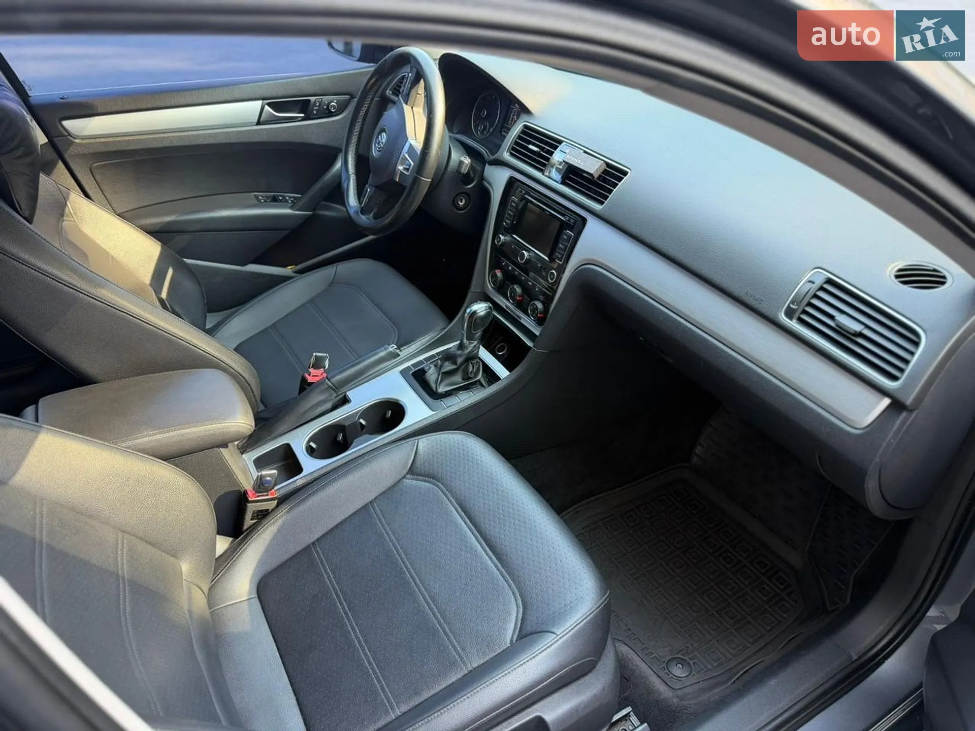 2012 Volkswagen Passat - мініатюра 18