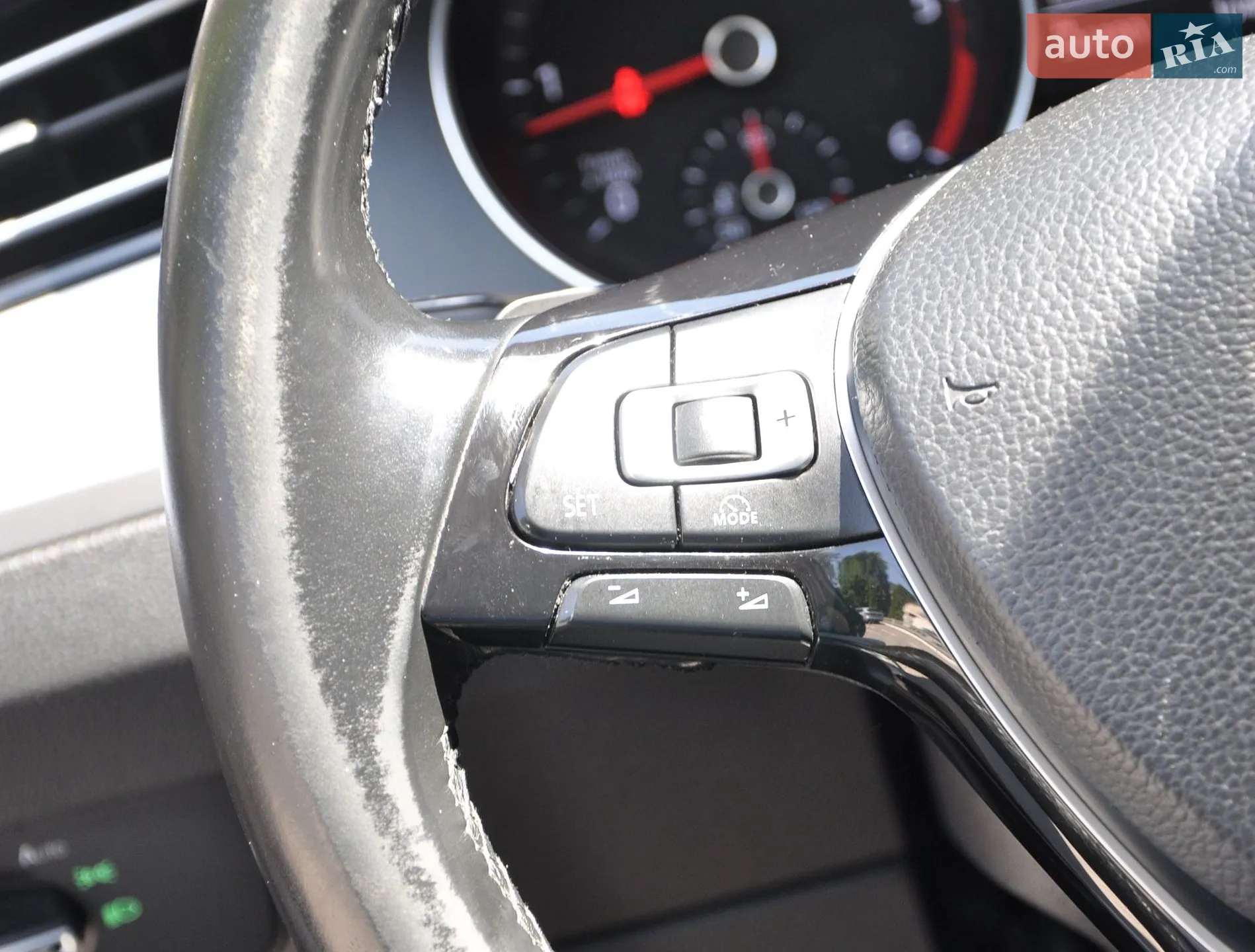 2016 Volkswagen Passat - мініатюра 31