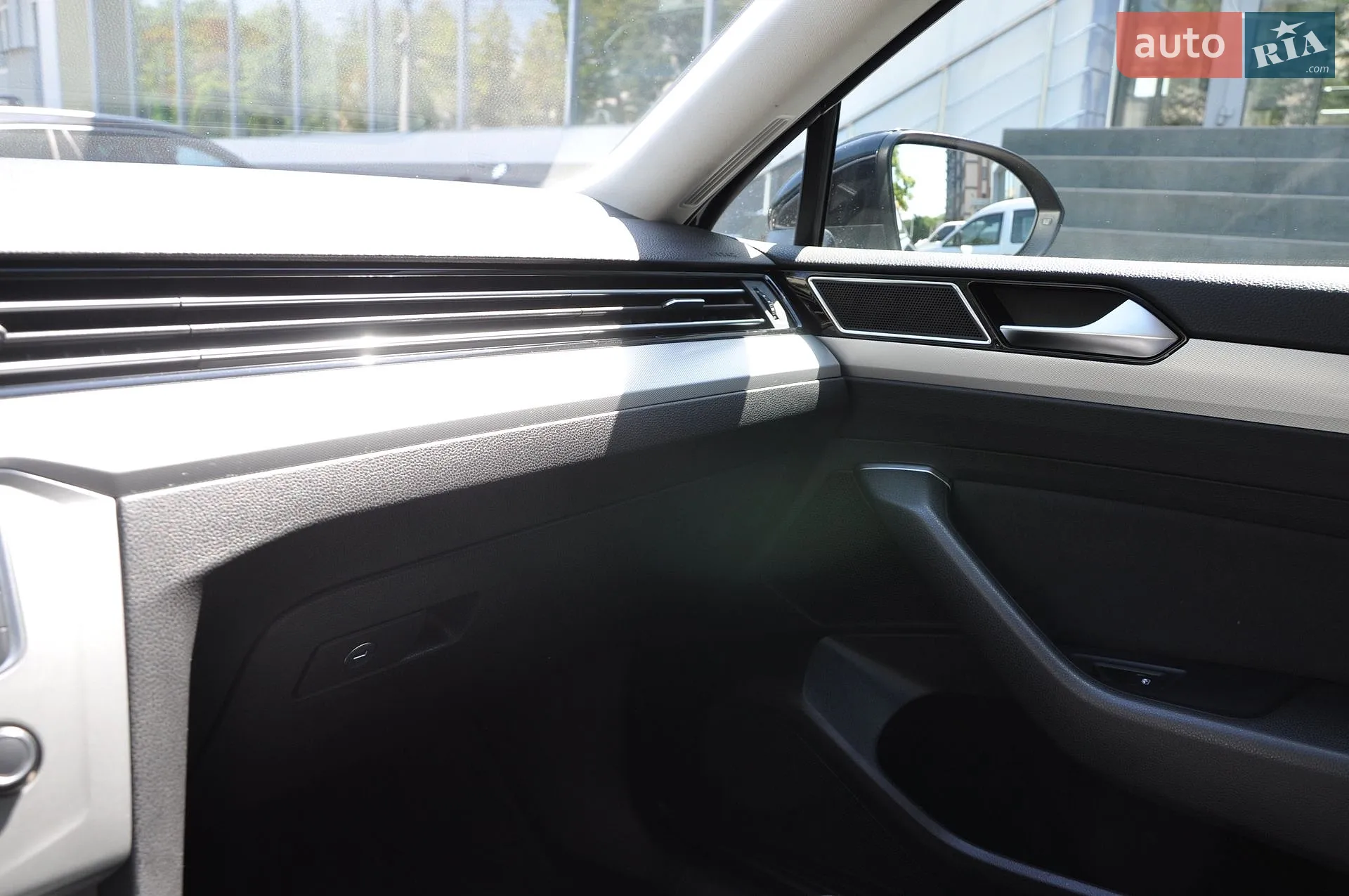 2016 Volkswagen Passat - мініатюра 42