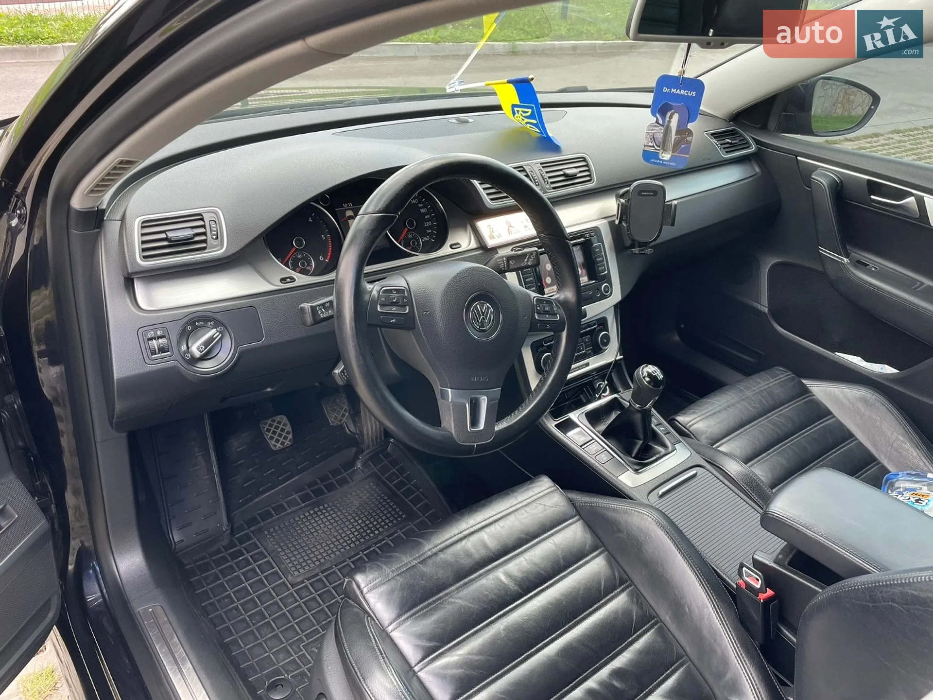 2010 Volkswagen Passat - мініатюра 13