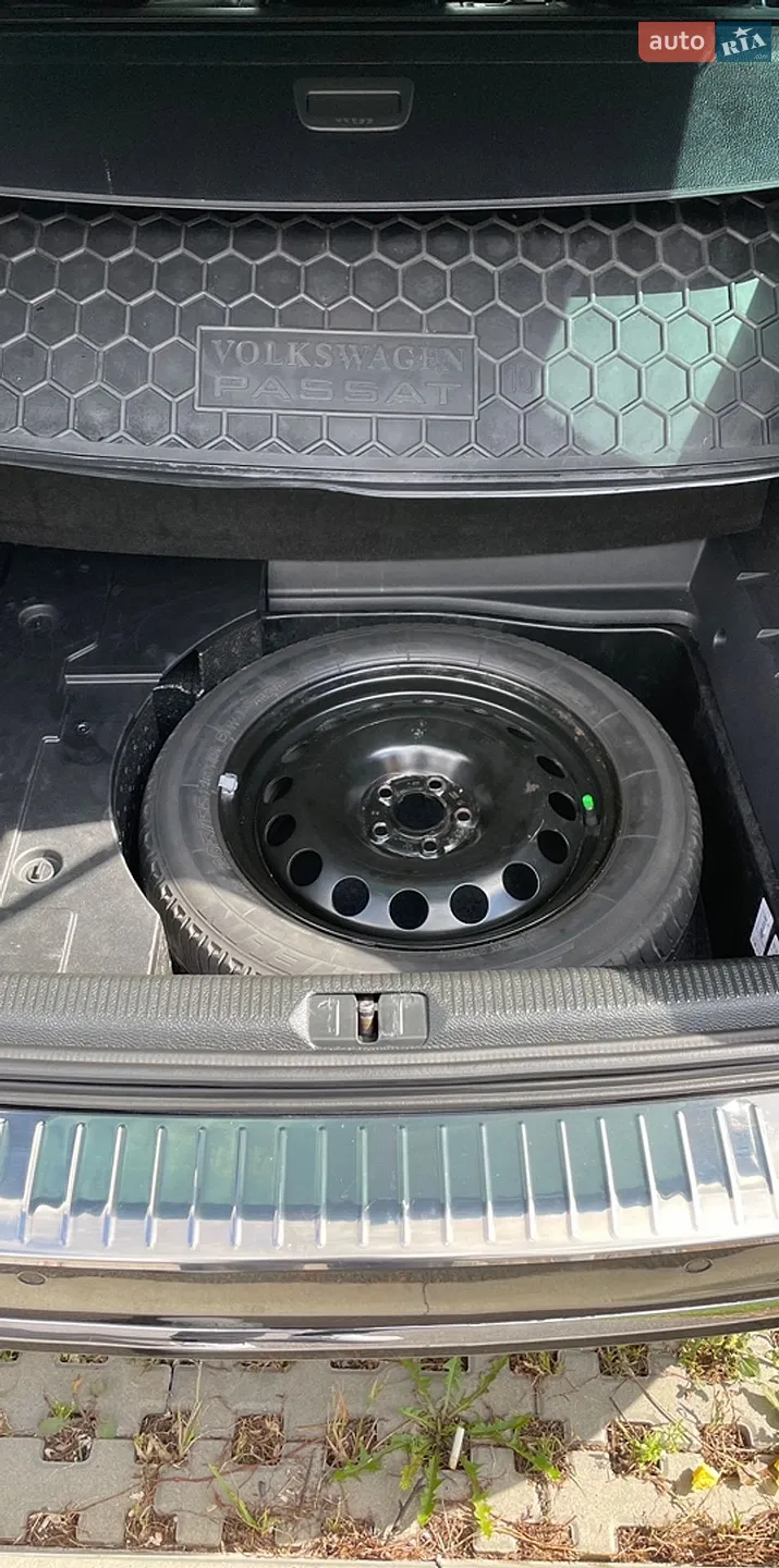 2010 Volkswagen Passat - мініатюра 14