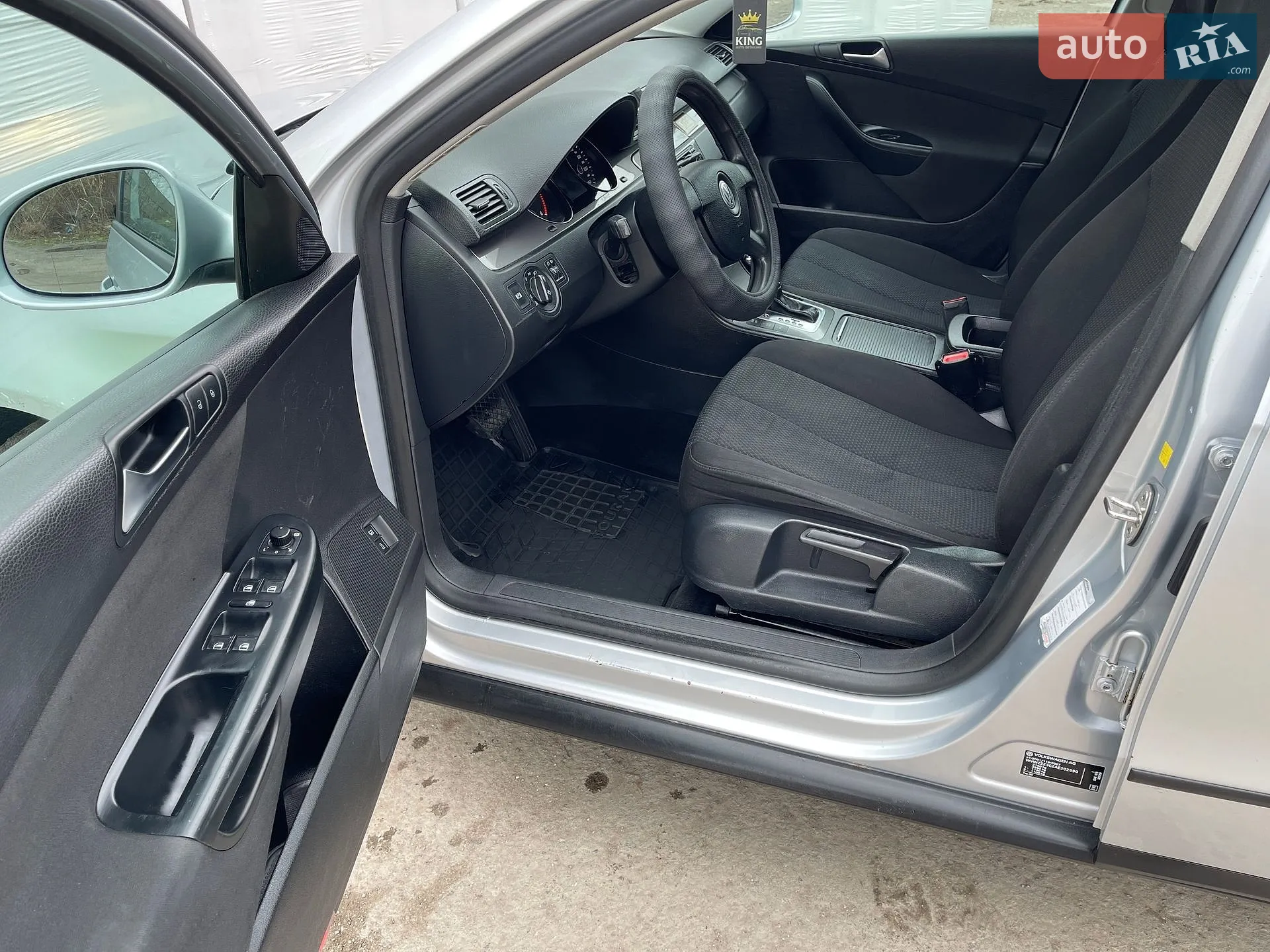 2010 Volkswagen Passat - мініатюра 27