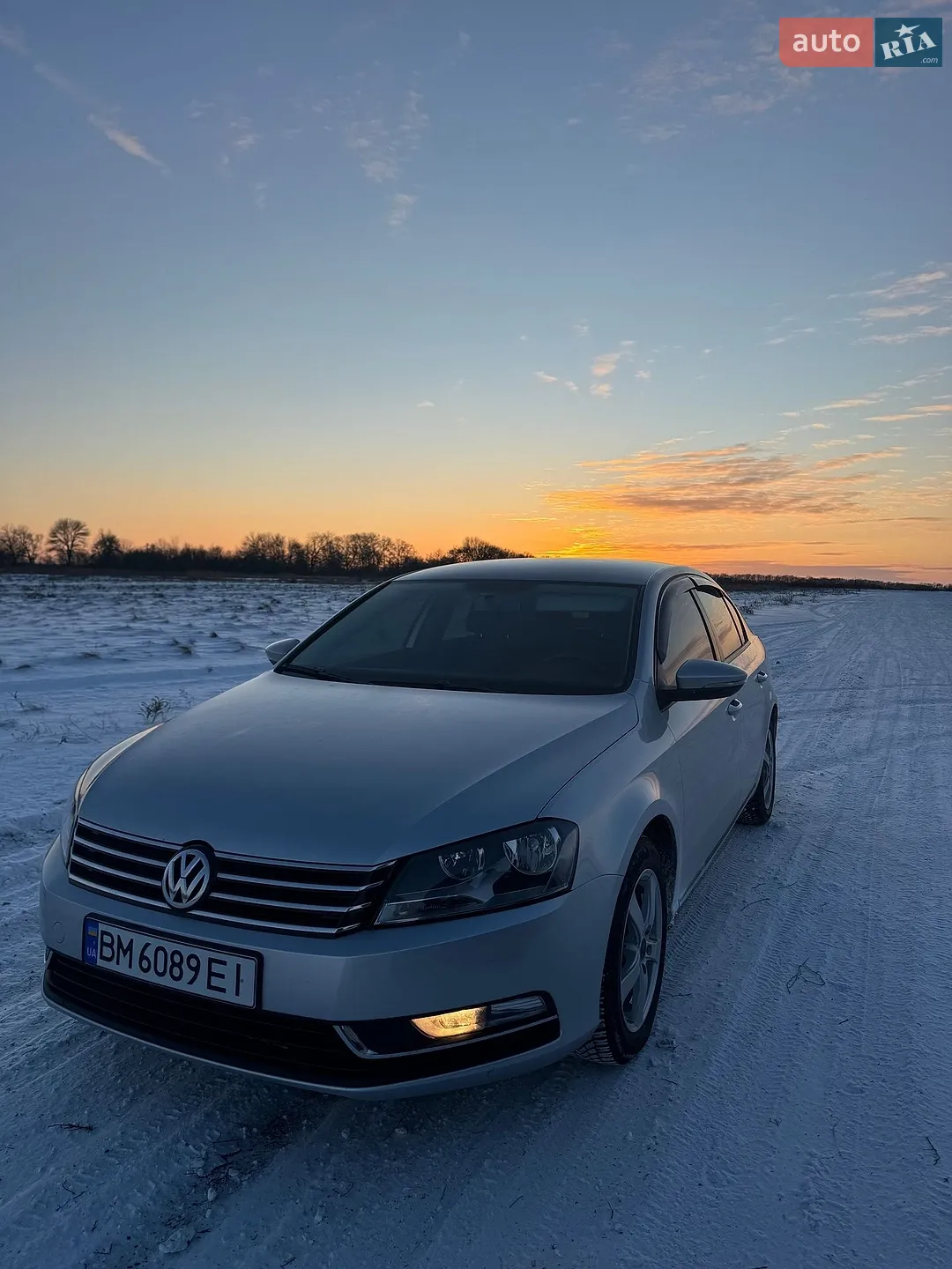2010 Volkswagen Passat - мініатюра 9