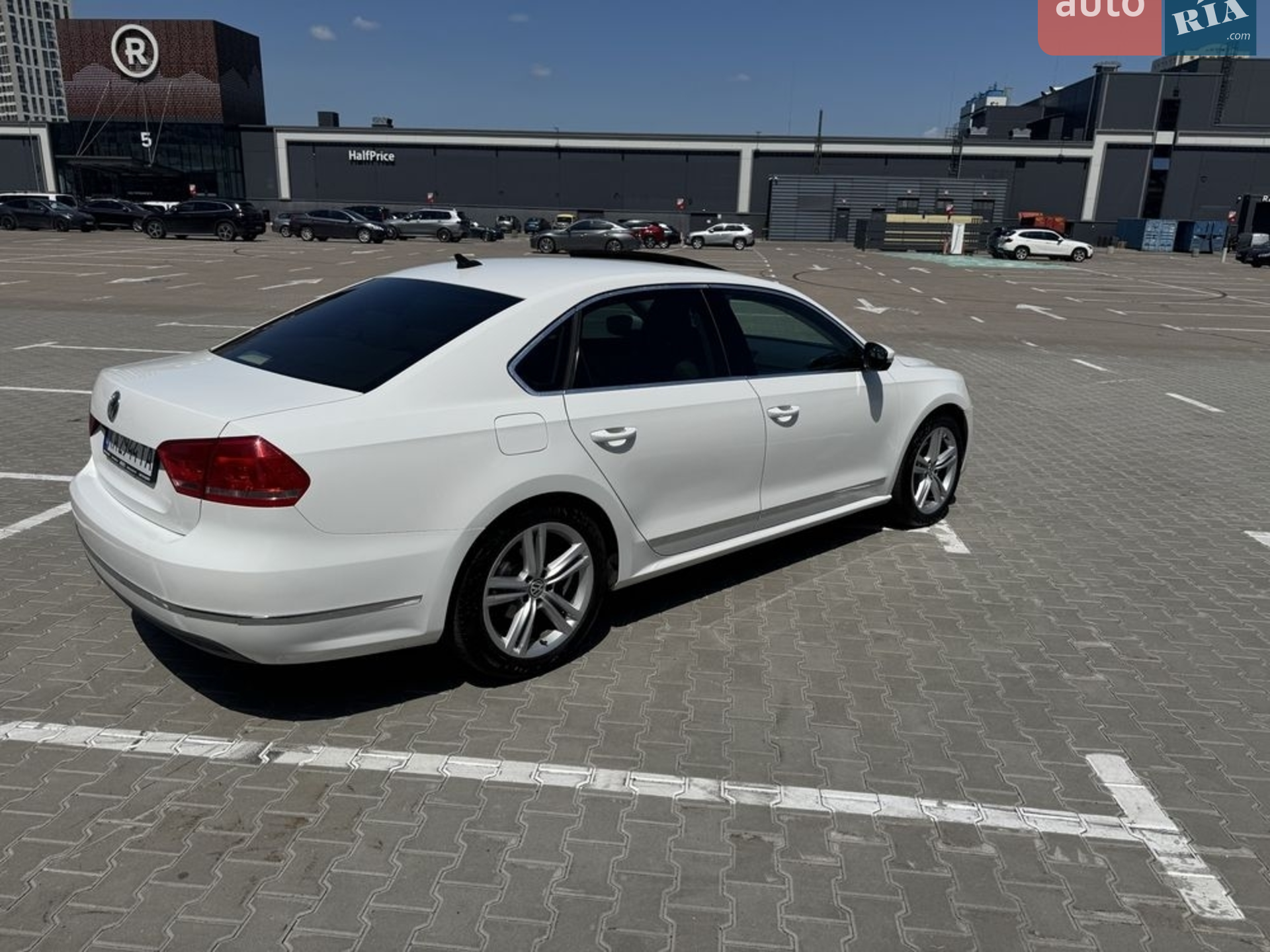 2014 Volkswagen Passat - мініатюра 2
