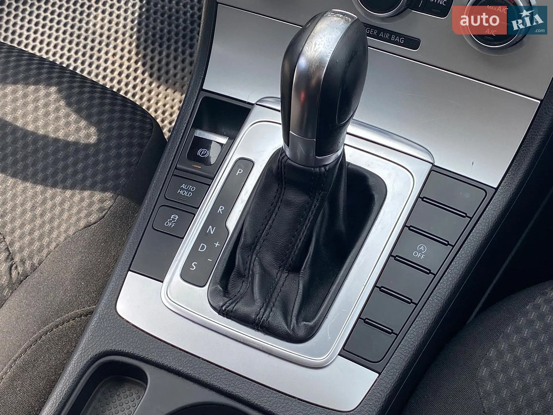 2013 Volkswagen Passat - мініатюра 25