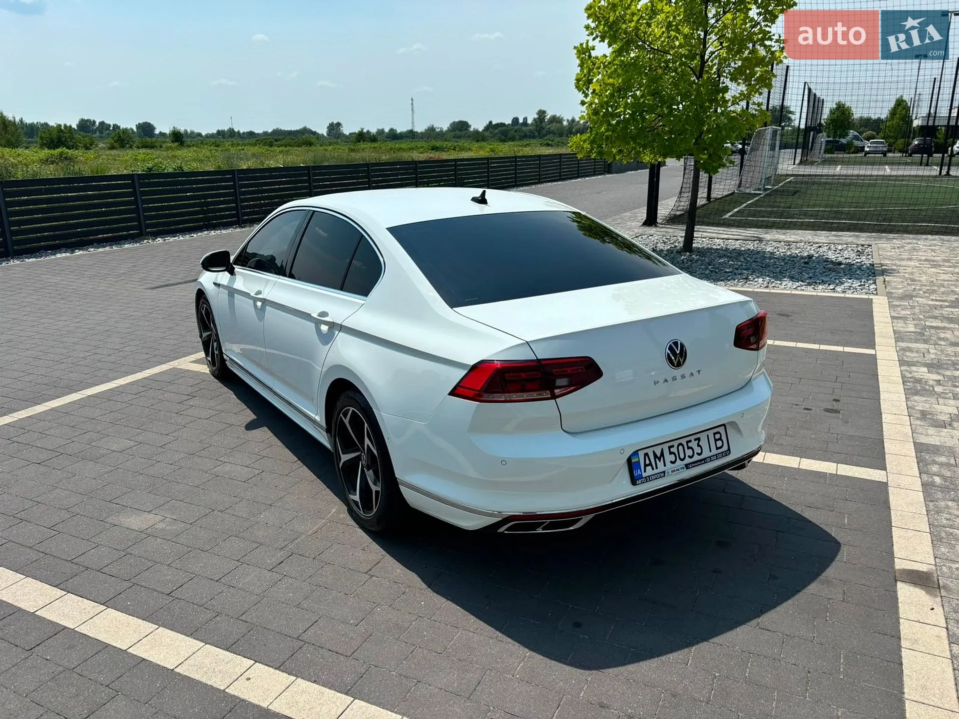 2021 Volkswagen Passat - мініатюра 9