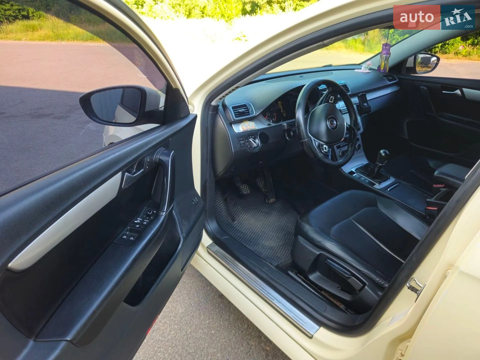 2013 Volkswagen Passat - мініатюра 5