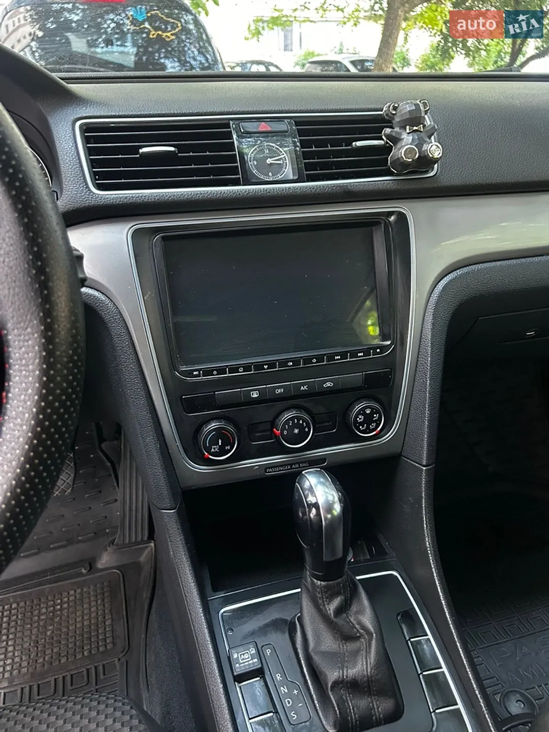 2013 Volkswagen Passat - мініатюра 3