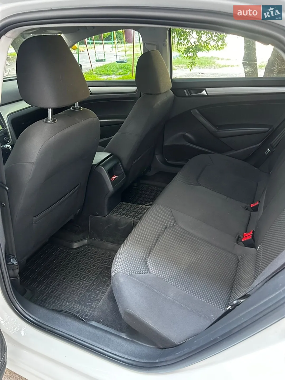 2013 Volkswagen Passat - мініатюра 9