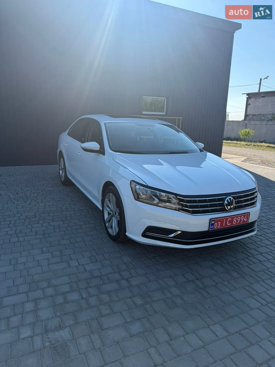 2019 Volkswagen Passat - мініатюра 2