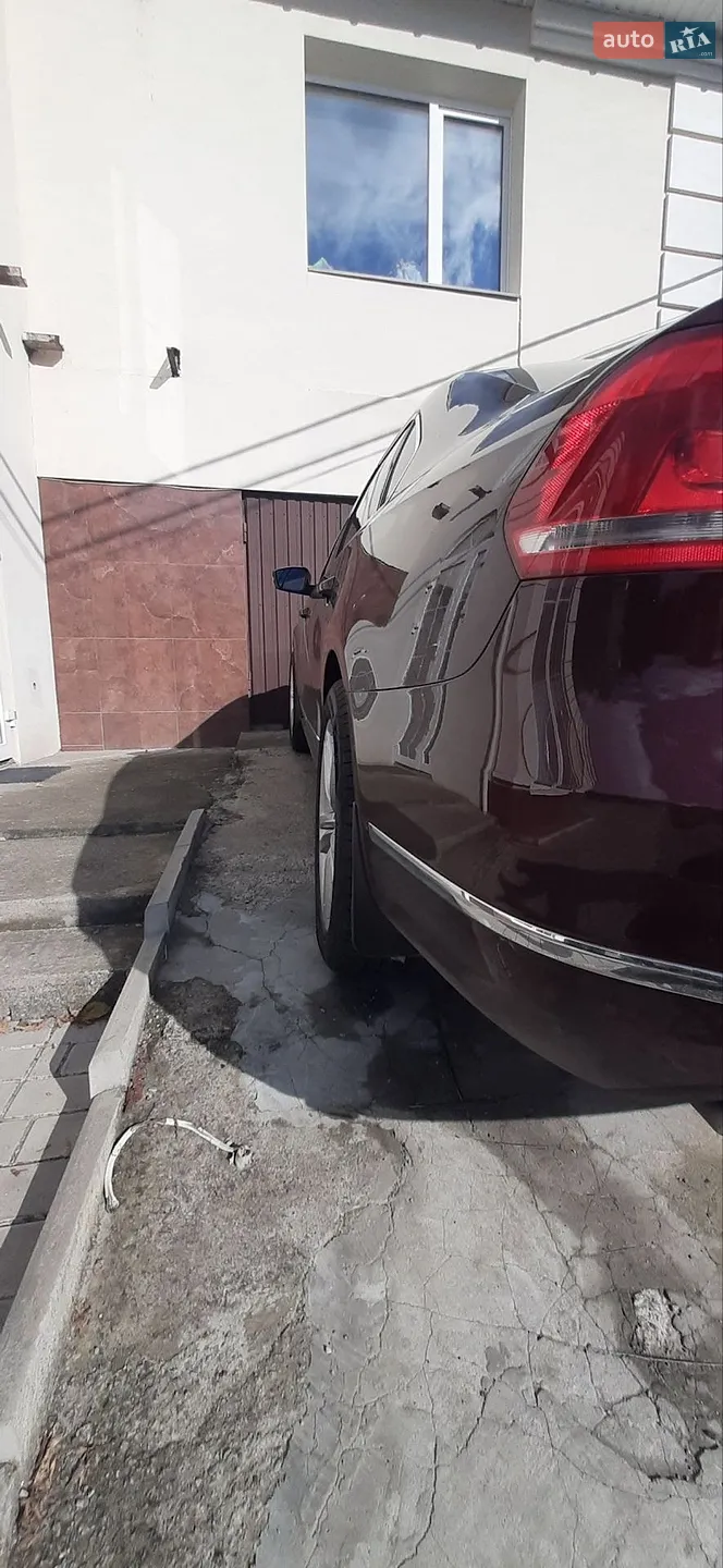 2013 Volkswagen Passat - мініатюра 24