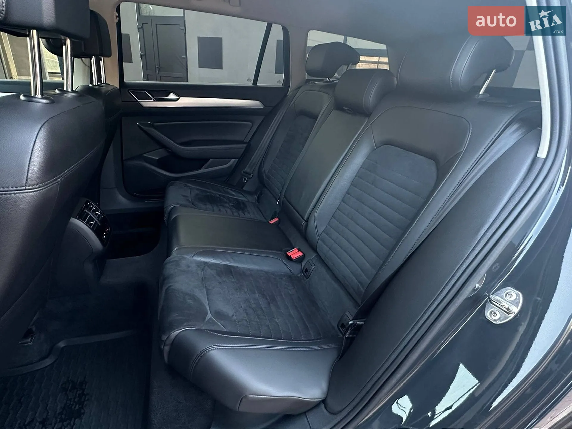 2016 Volkswagen Passat - мініатюра 46