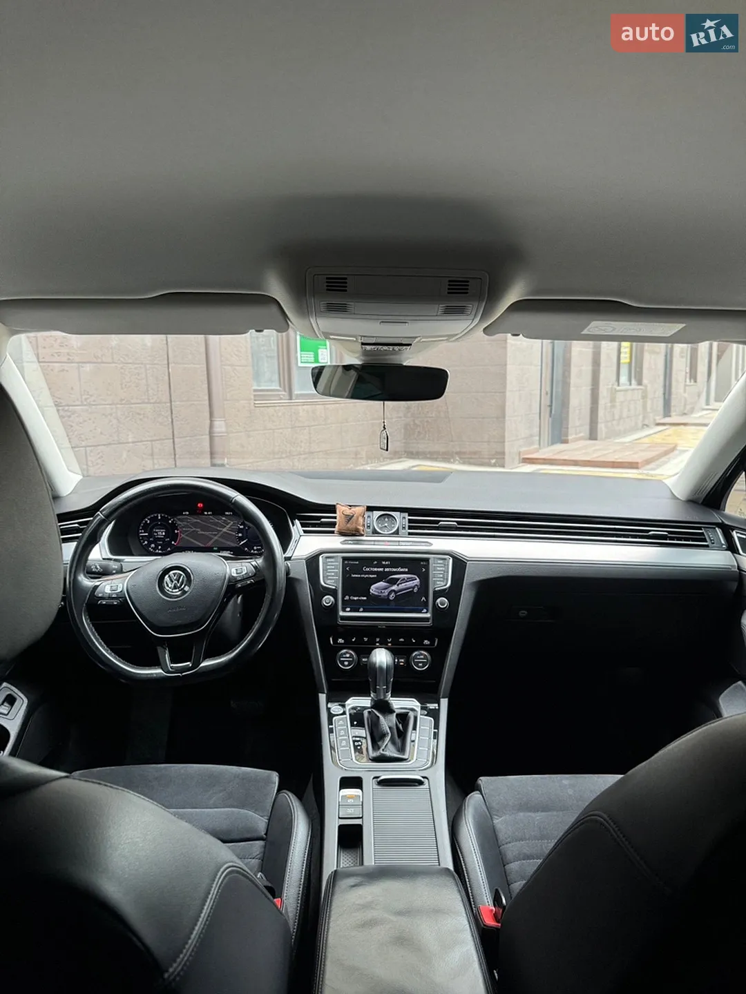 2017 Volkswagen Passat - мініатюра 22