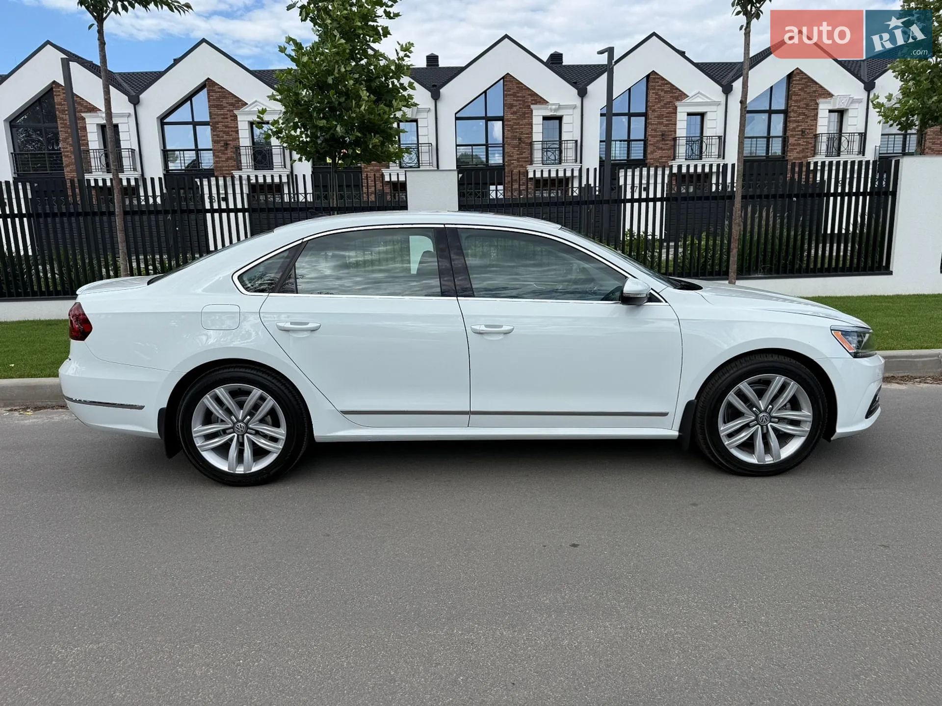 2016 Volkswagen Passat - мініатюра 8