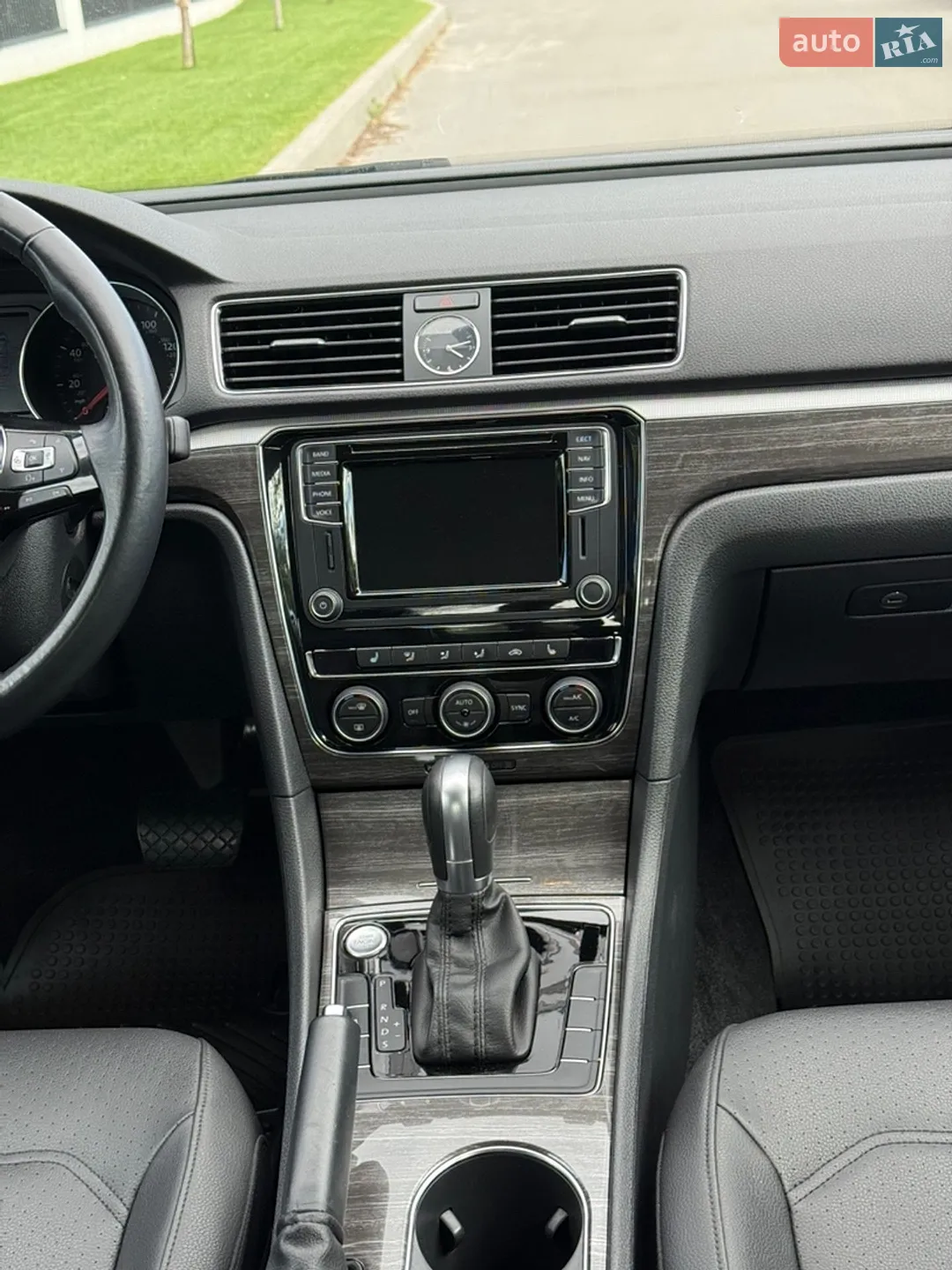2016 Volkswagen Passat - мініатюра 23