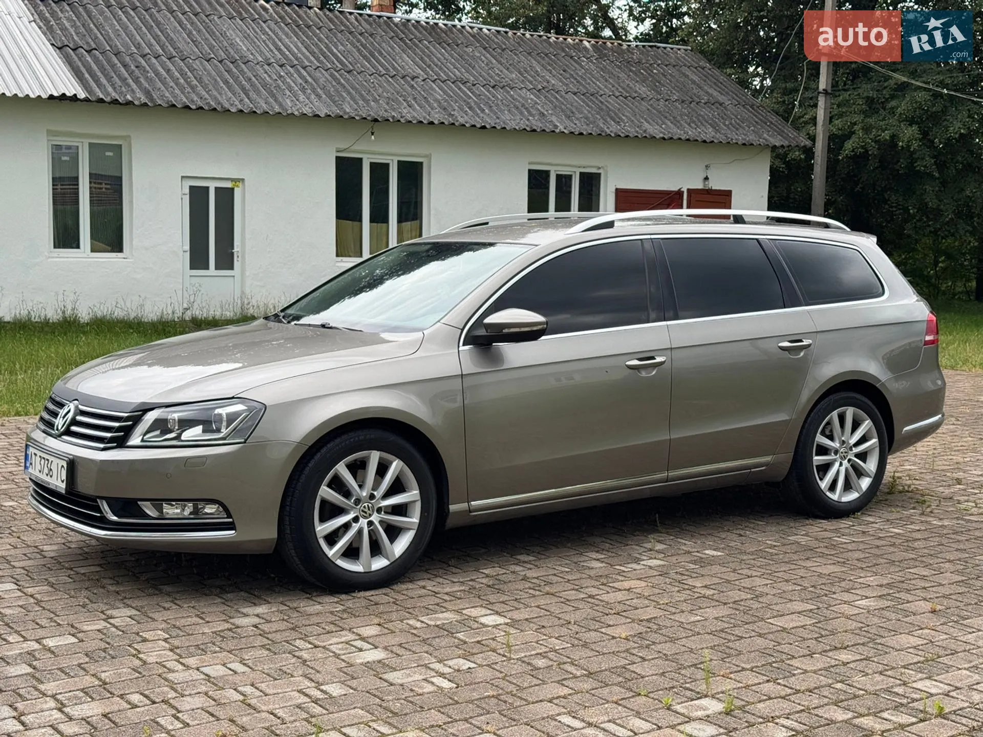 2011 Volkswagen Passat - мініатюра 30