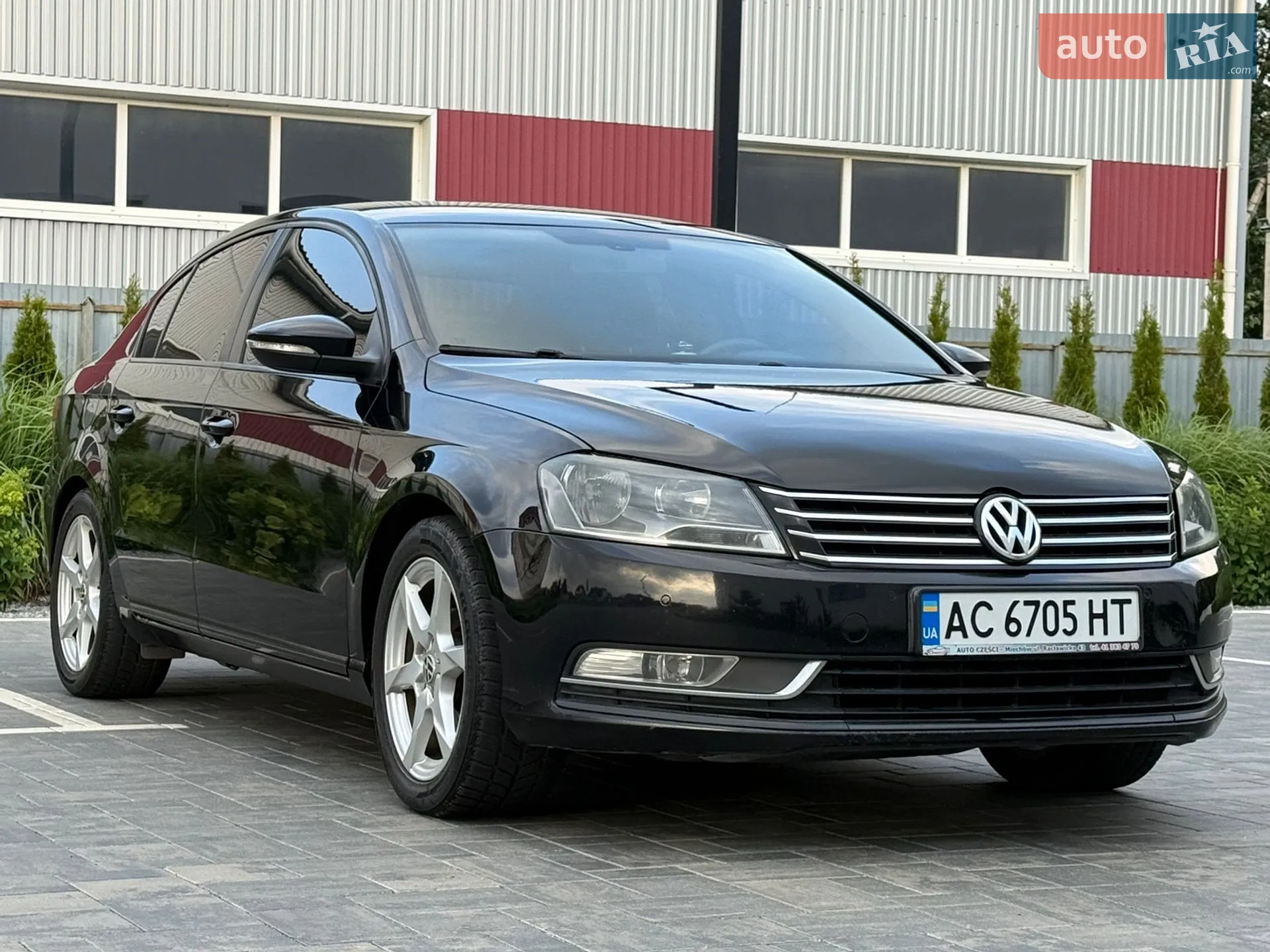 2013 Volkswagen Passat - мініатюра 2