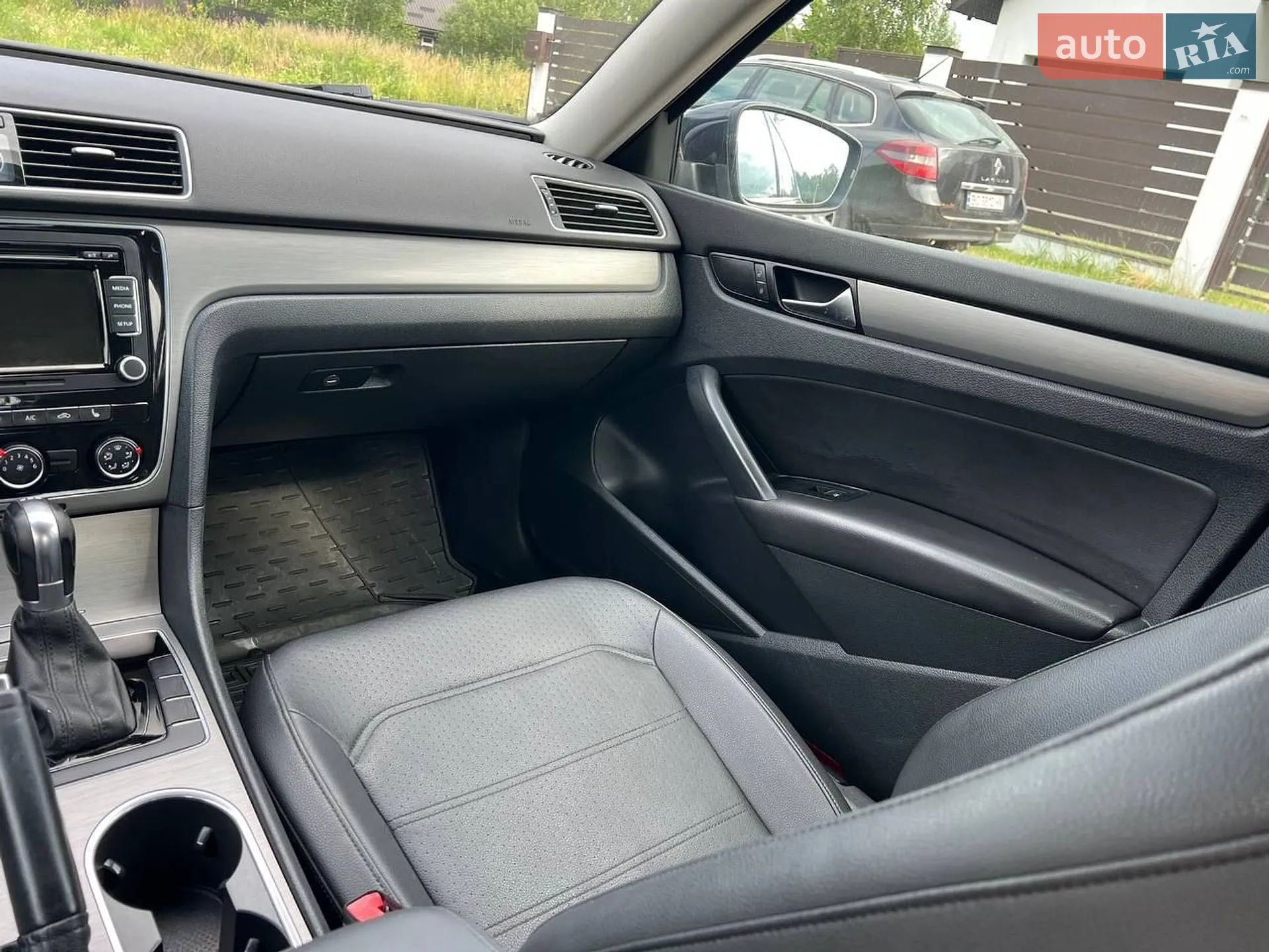 2014 Volkswagen Passat - мініатюра 24