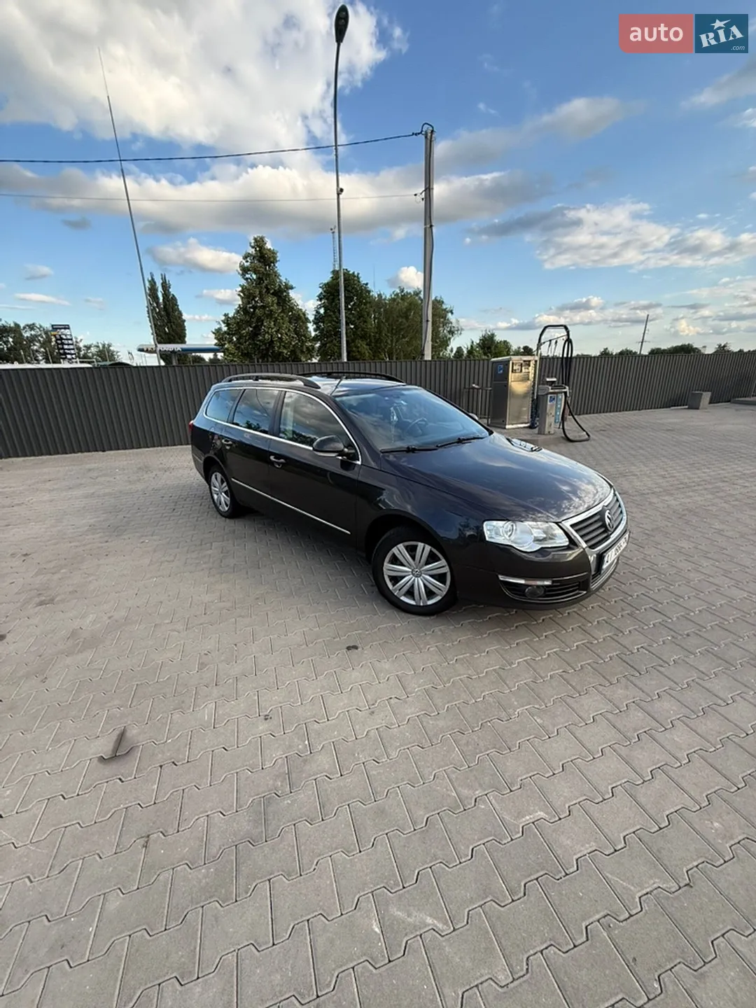 2010 Volkswagen Passat - мініатюра 6