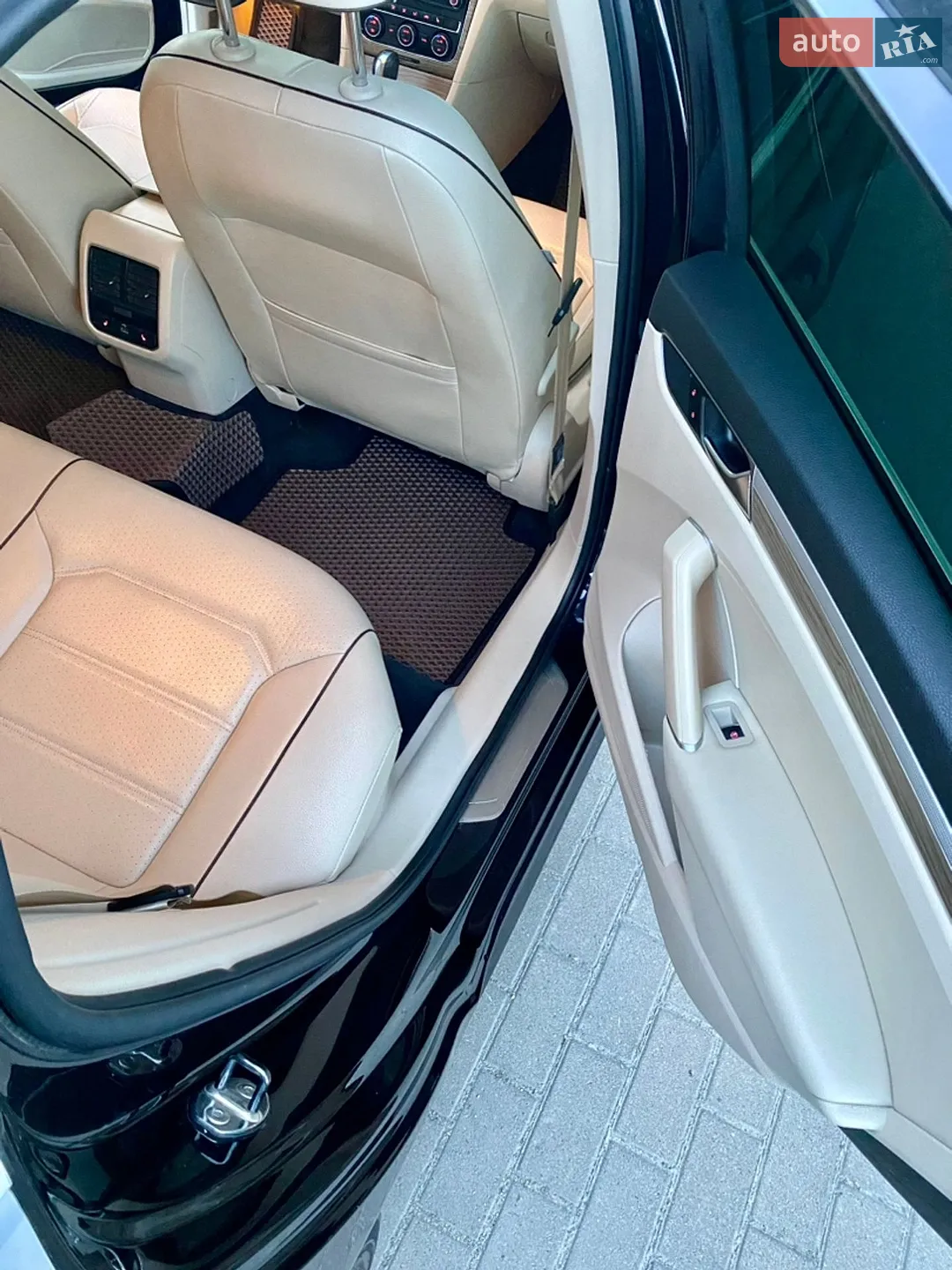 2017 Volkswagen Passat - мініатюра 17