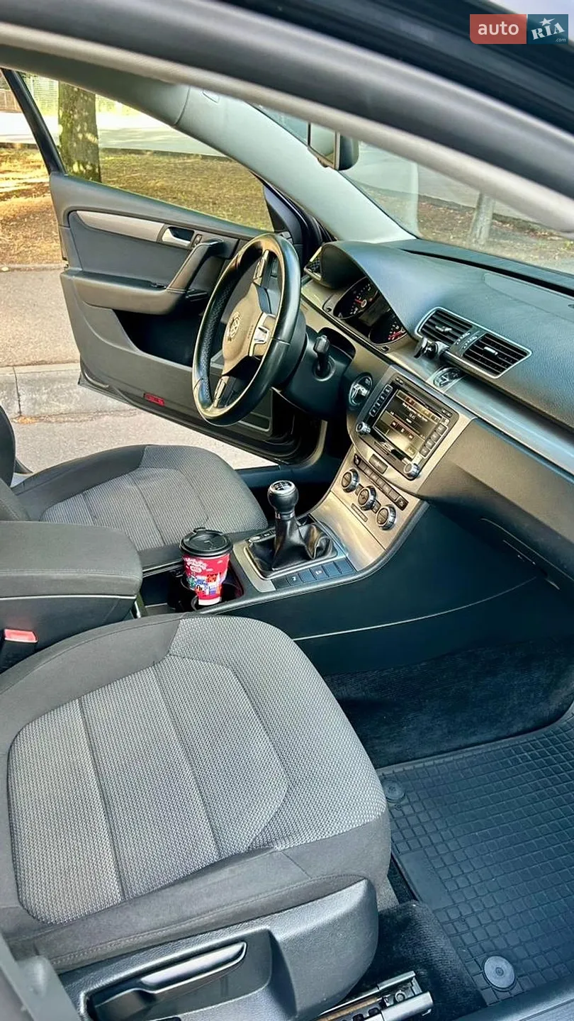 2012 Volkswagen Passat - мініатюра 6