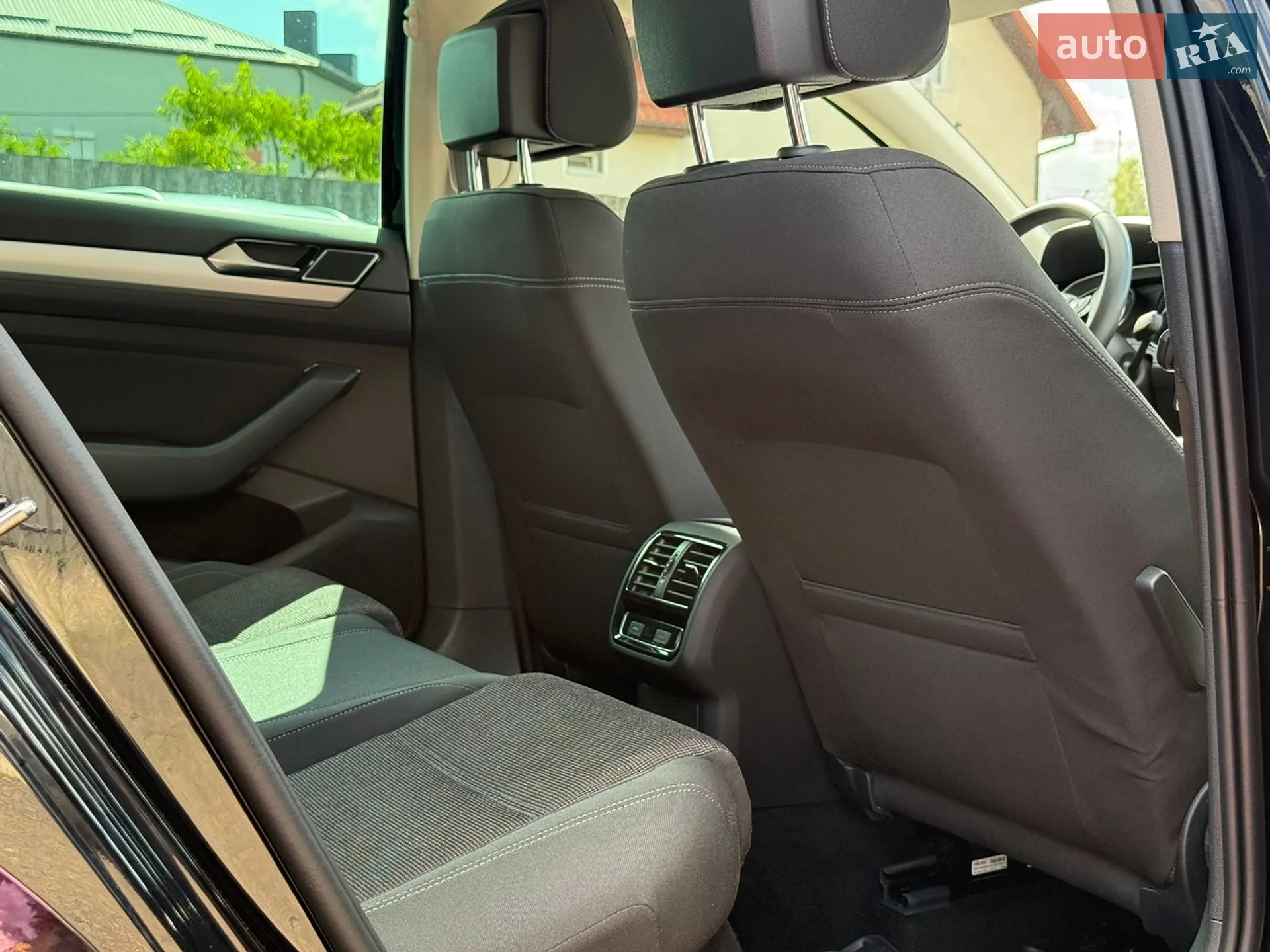 2019 Volkswagen Passat - мініатюра 36