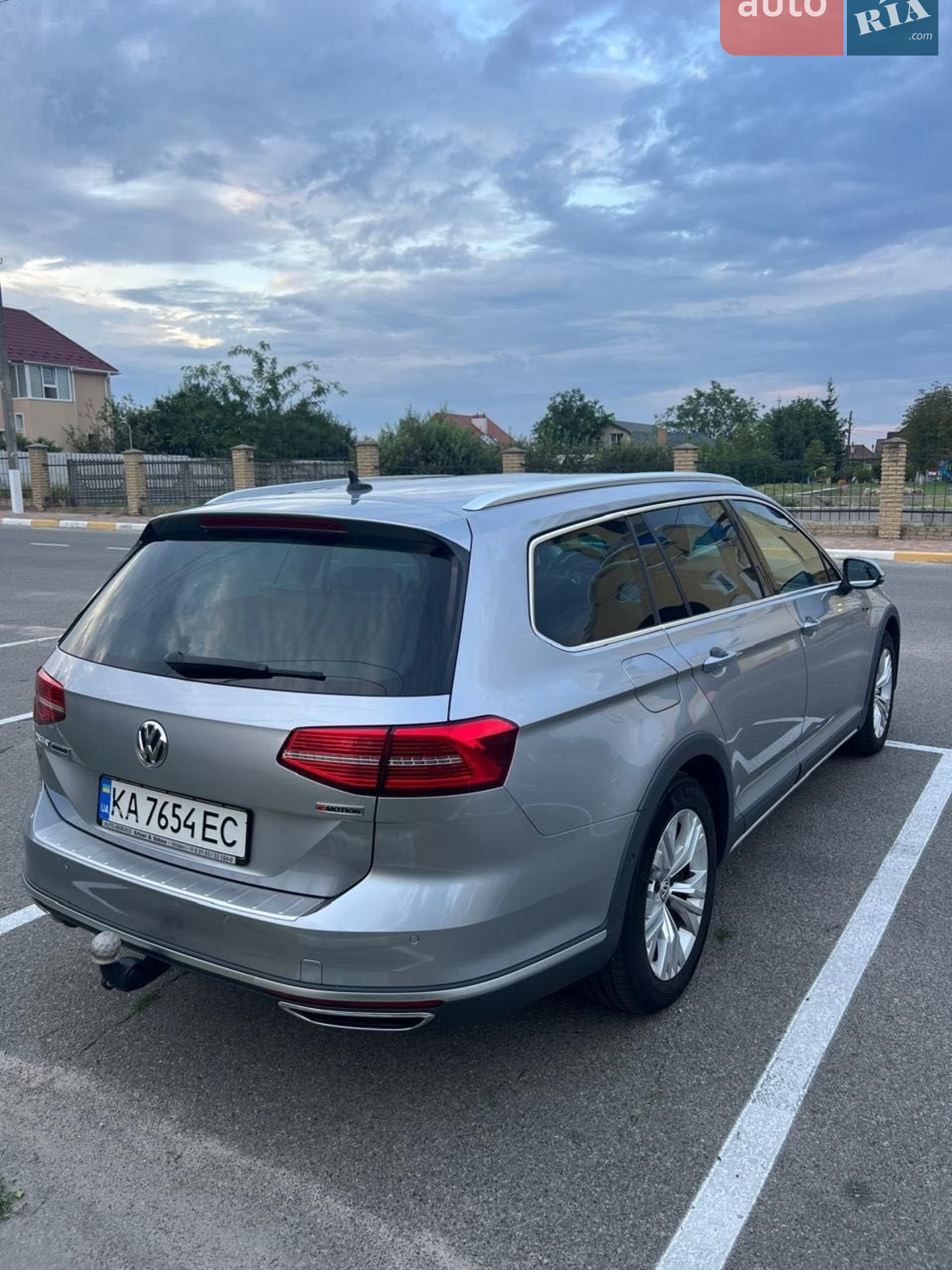 Volkswagen Passat Alltrack 2019 VIN WVWZZZ3CZKE112124 фото оголошення 2 з 8