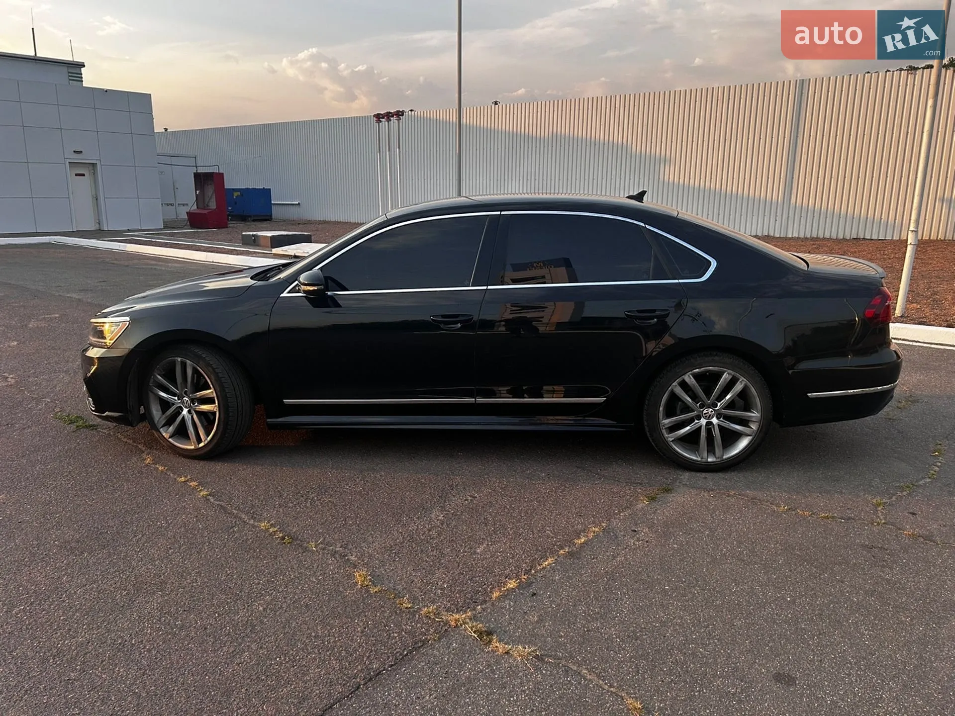 2017 Volkswagen Passat - мініатюра 9