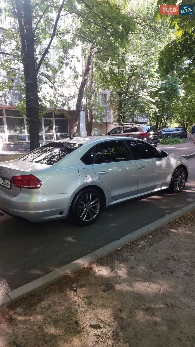 2012 Volkswagen Passat - мініатюра 4