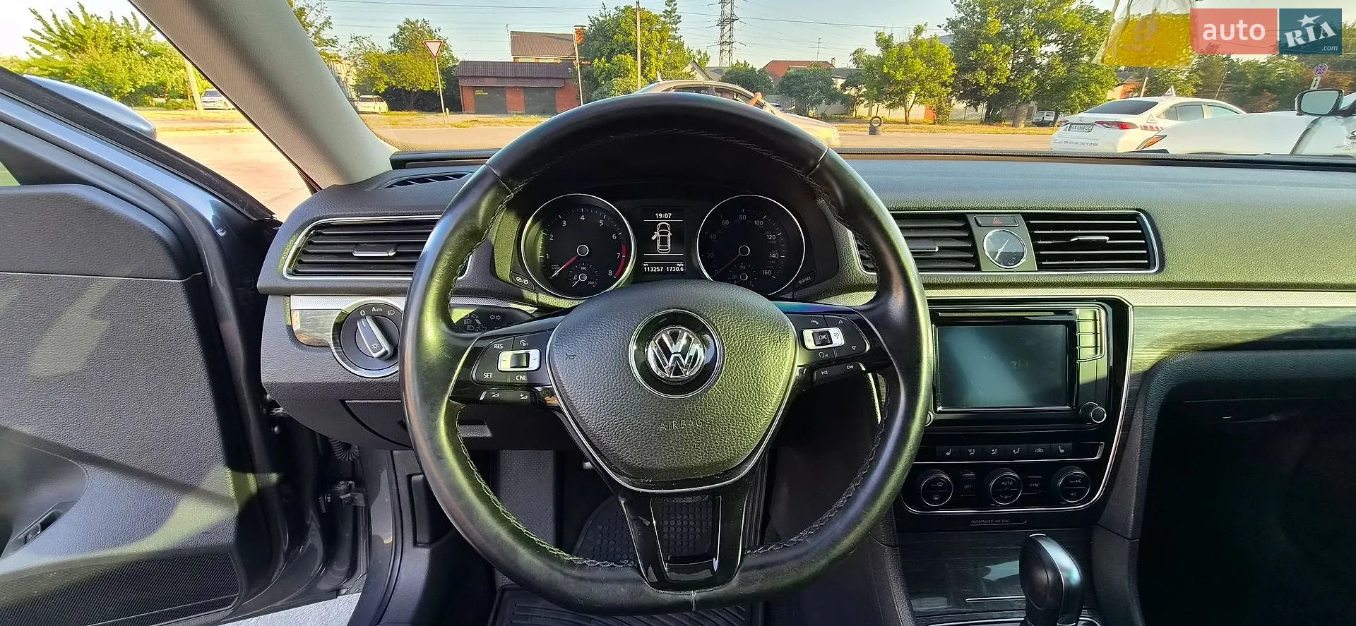 2017 Volkswagen Passat - мініатюра 12