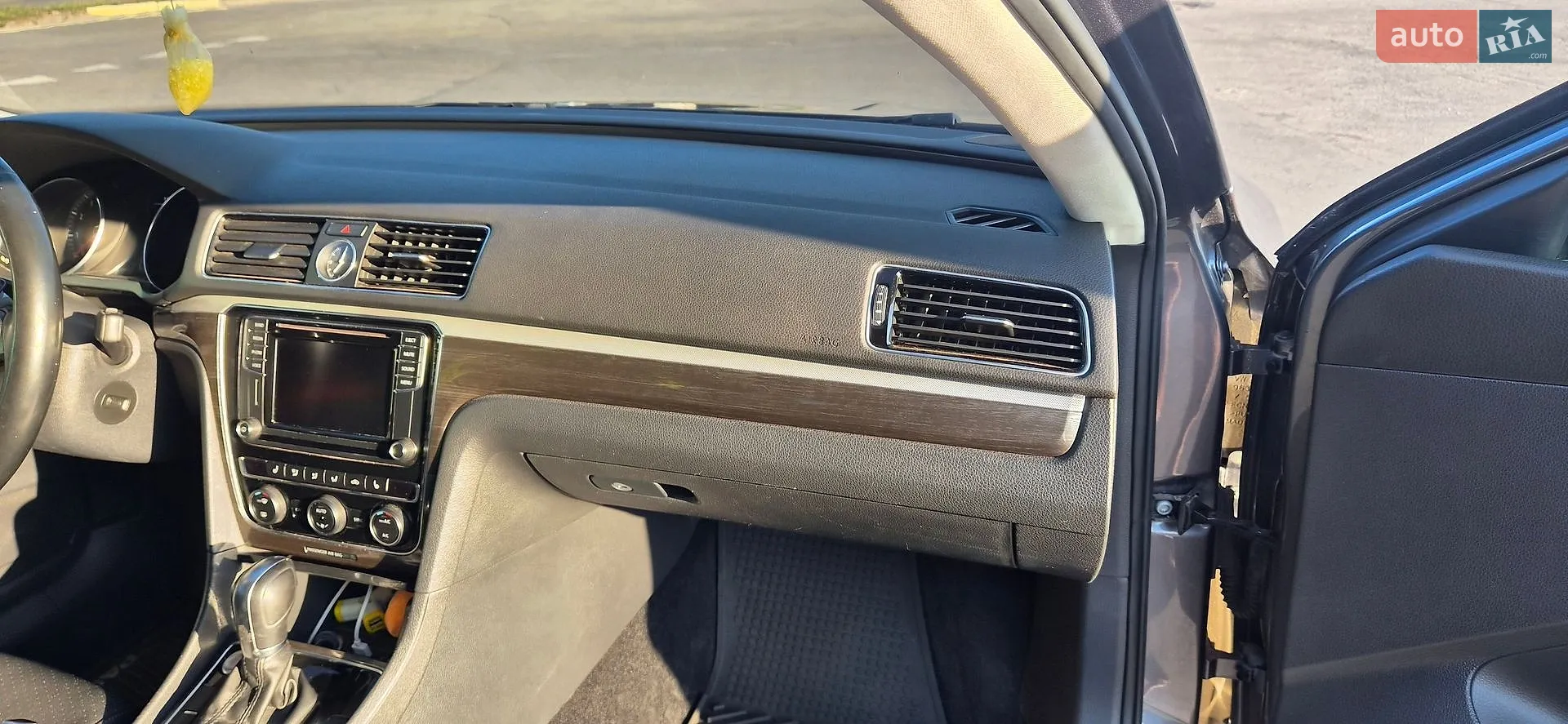 2017 Volkswagen Passat - мініатюра 27