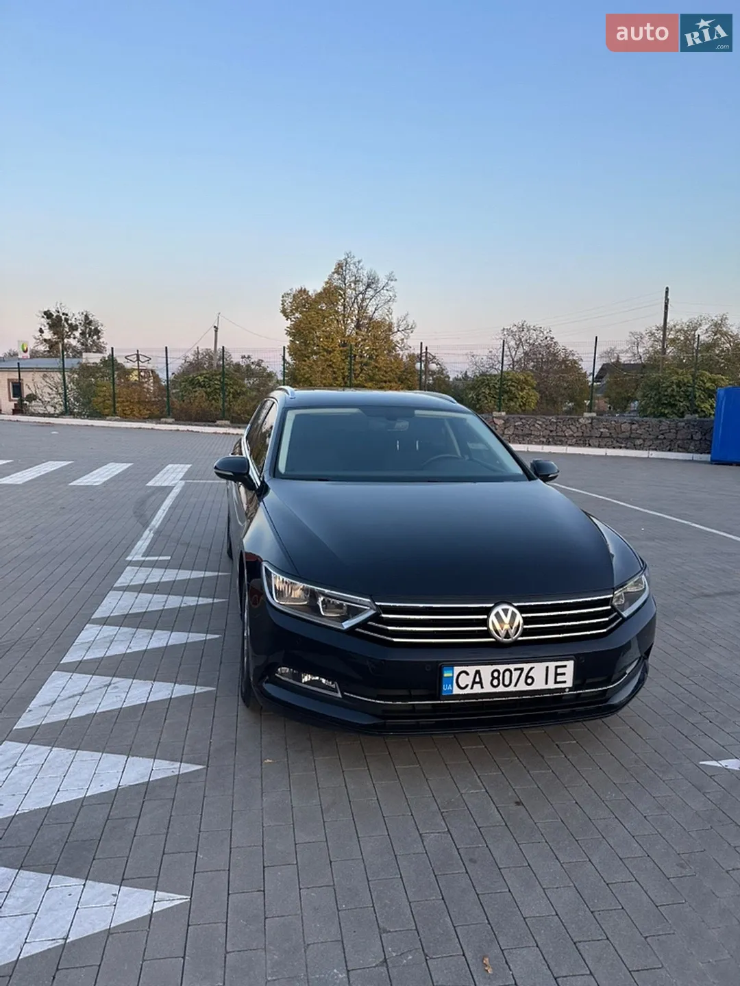 2017 Volkswagen Passat - мініатюра 2