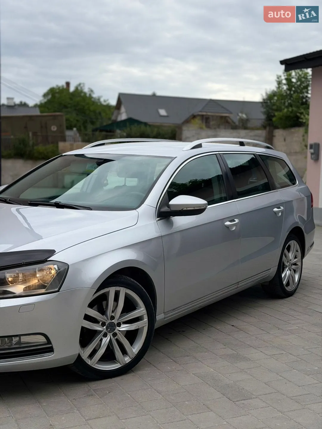 2010 Volkswagen Passat - мініатюра 11
