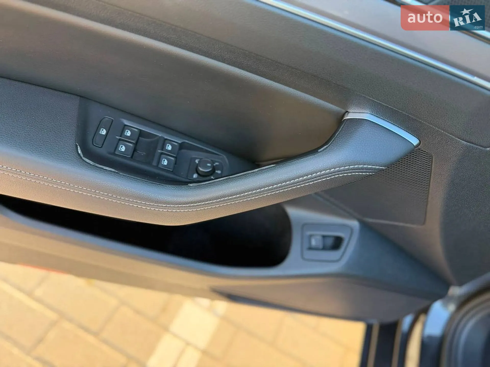 2018 Volkswagen Passat - мініатюра 2