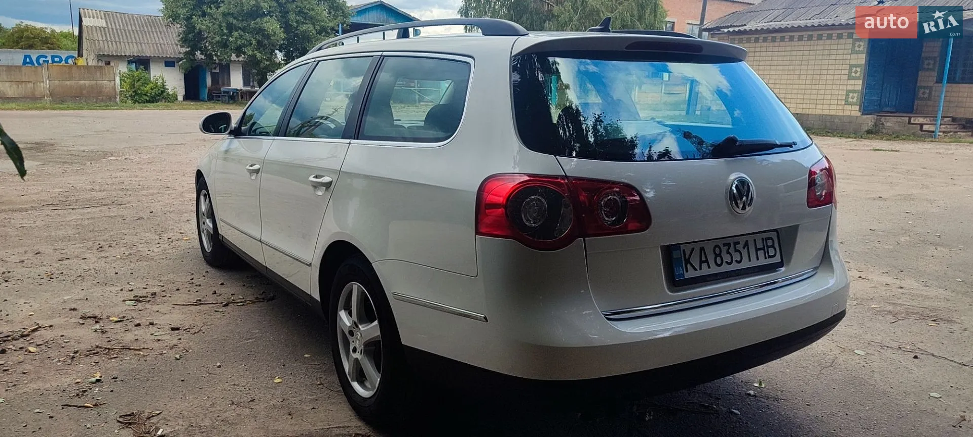 2010 Volkswagen Passat - мініатюра 5