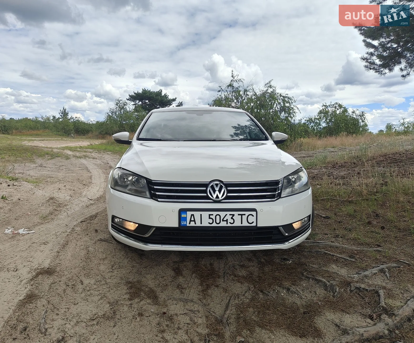 2013 Volkswagen Passat - мініатюра 2