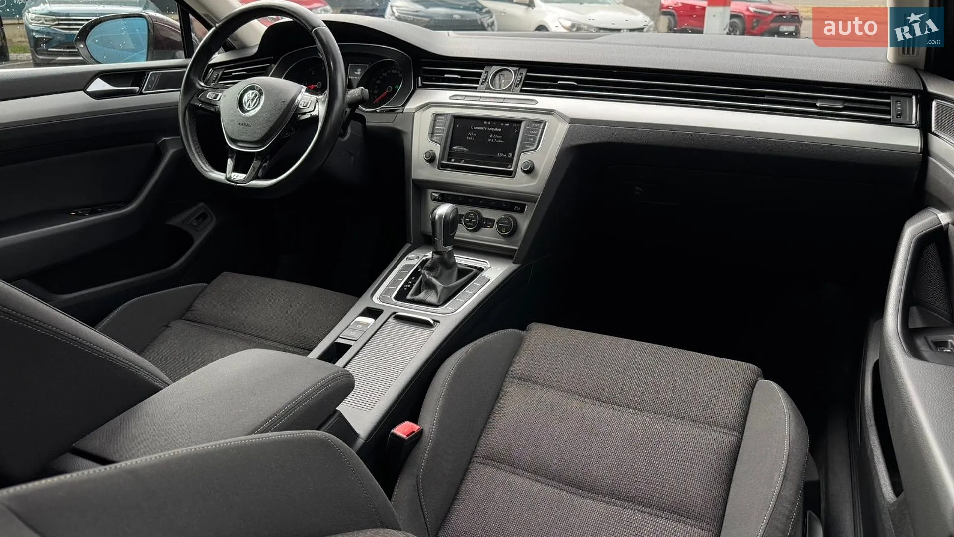 2016 Volkswagen Passat - мініатюра 8