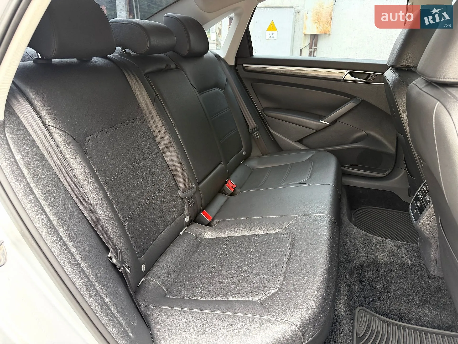 2016 Volkswagen Passat - мініатюра 9