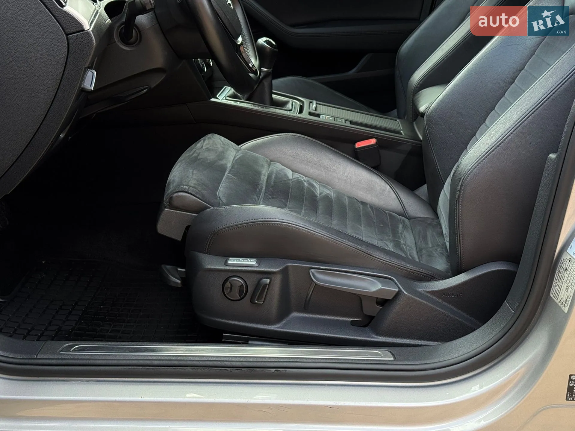 2015 Volkswagen Passat - мініатюра 44