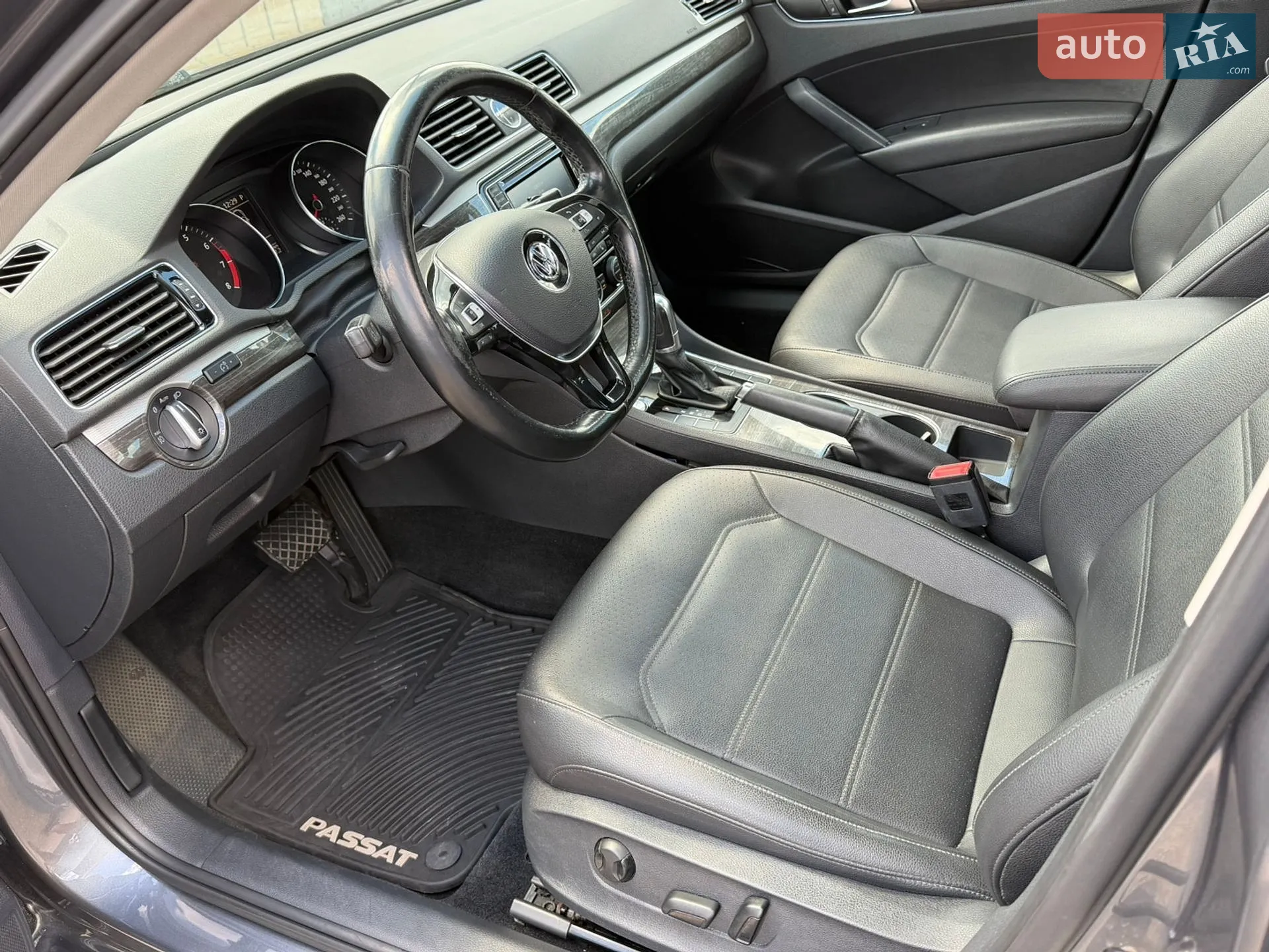 2016 Volkswagen Passat - мініатюра 16