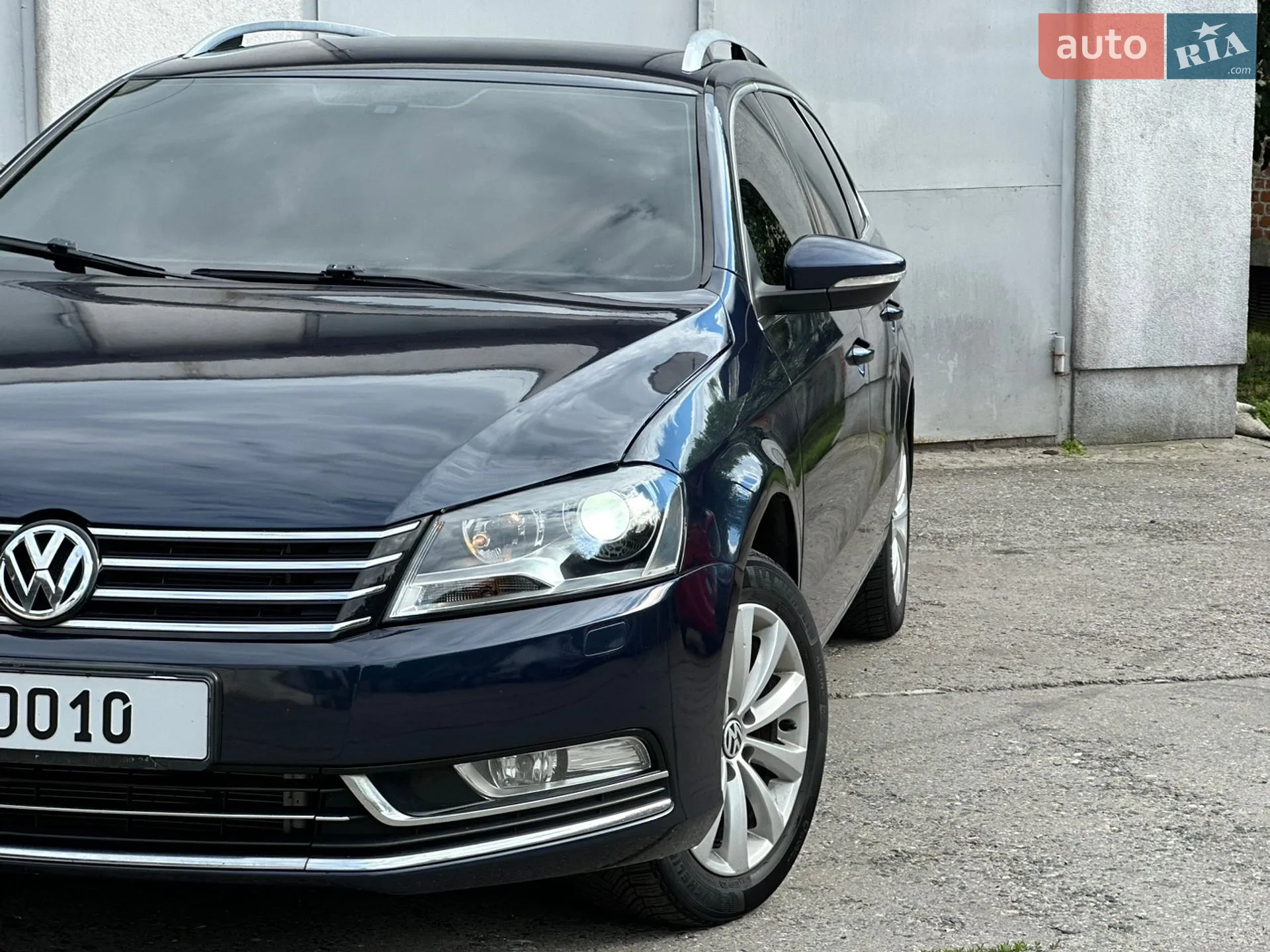 2011 Volkswagen Passat - мініатюра 2